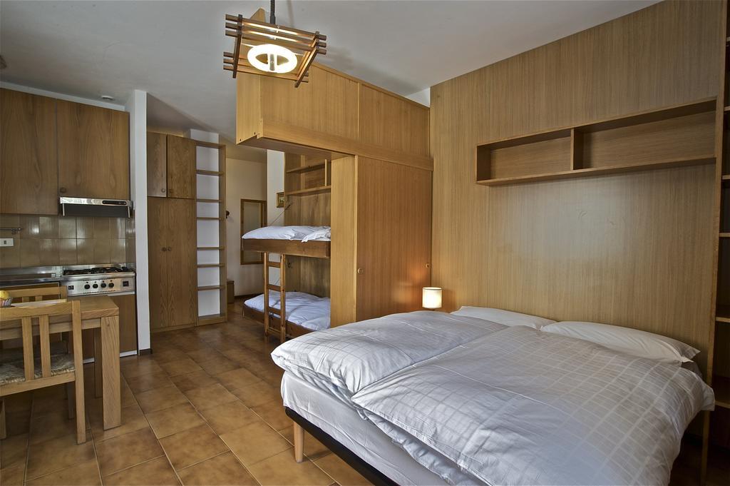 Residence Raffaella Santa Caterina Valfurva Ruang foto