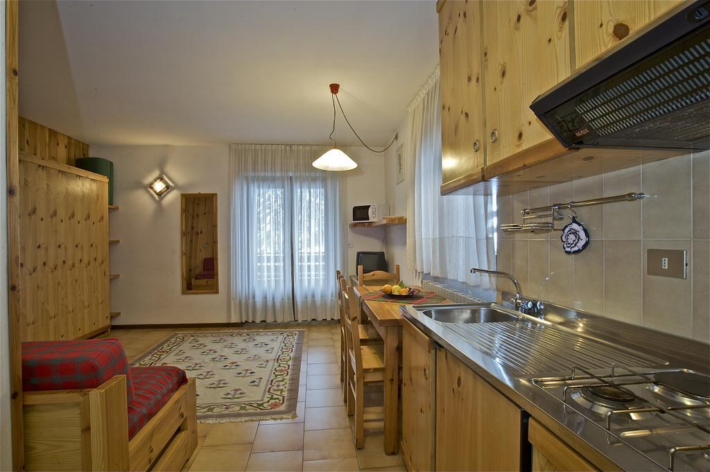Residence Raffaella Santa Caterina Valfurva Ruang foto