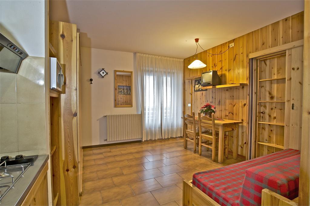 Residence Raffaella Santa Caterina Valfurva Bagian luar foto