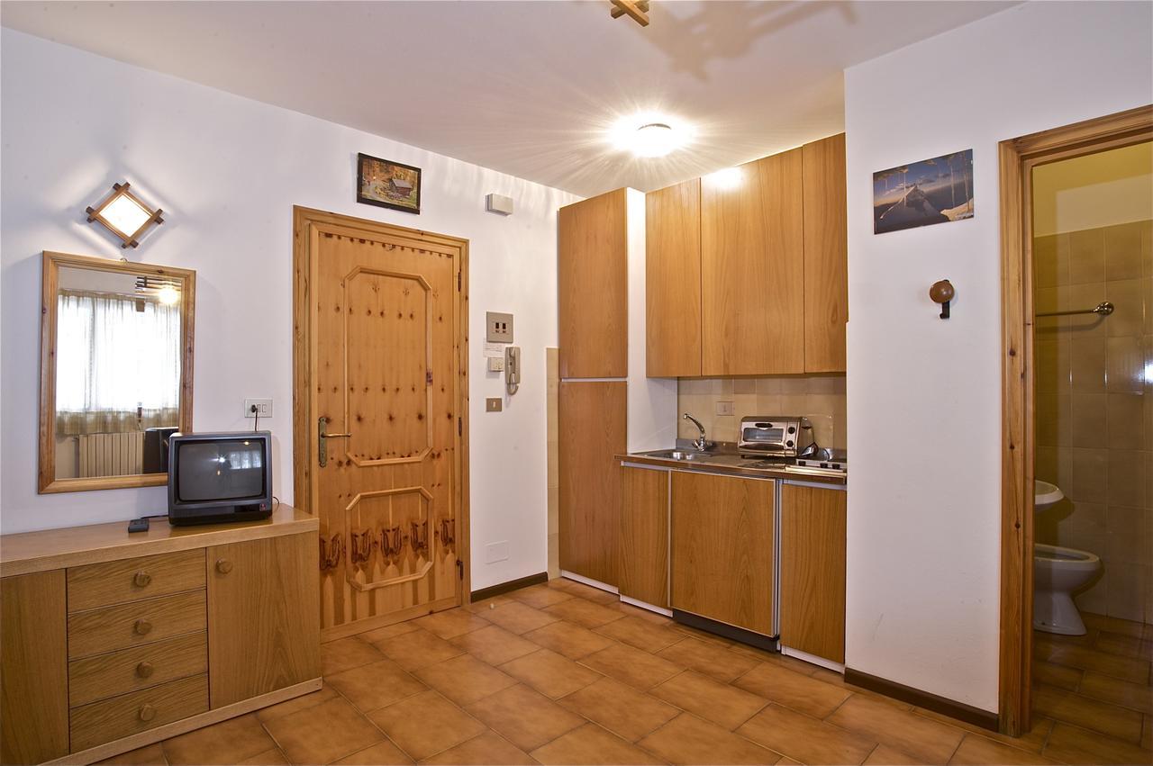 Residence Raffaella Santa Caterina Valfurva Bagian luar foto